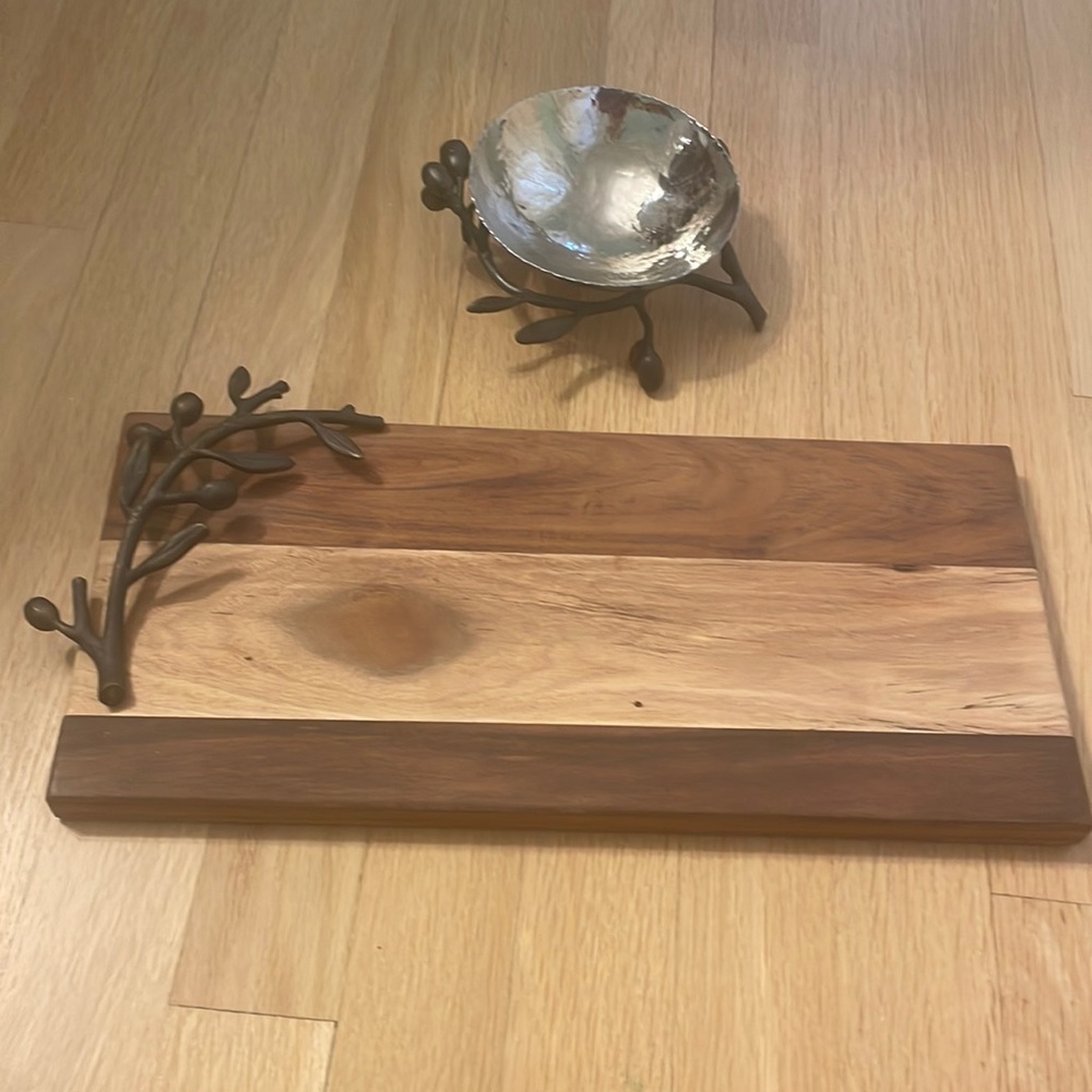 Michael Aram wooden serving piece and condiment bowl